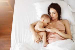 Breastfeeding wear for moms